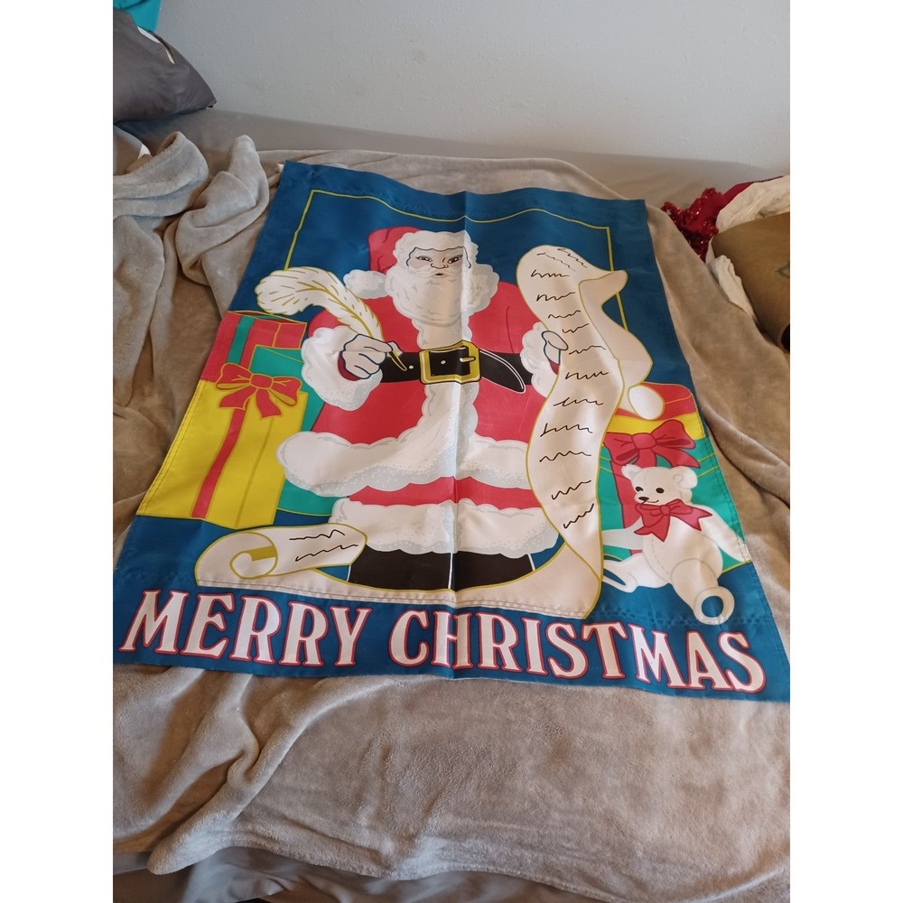 Vintage 1999 Merry Christmas Santa outdoor Garden Flag.  New Creative 41 x 29.
